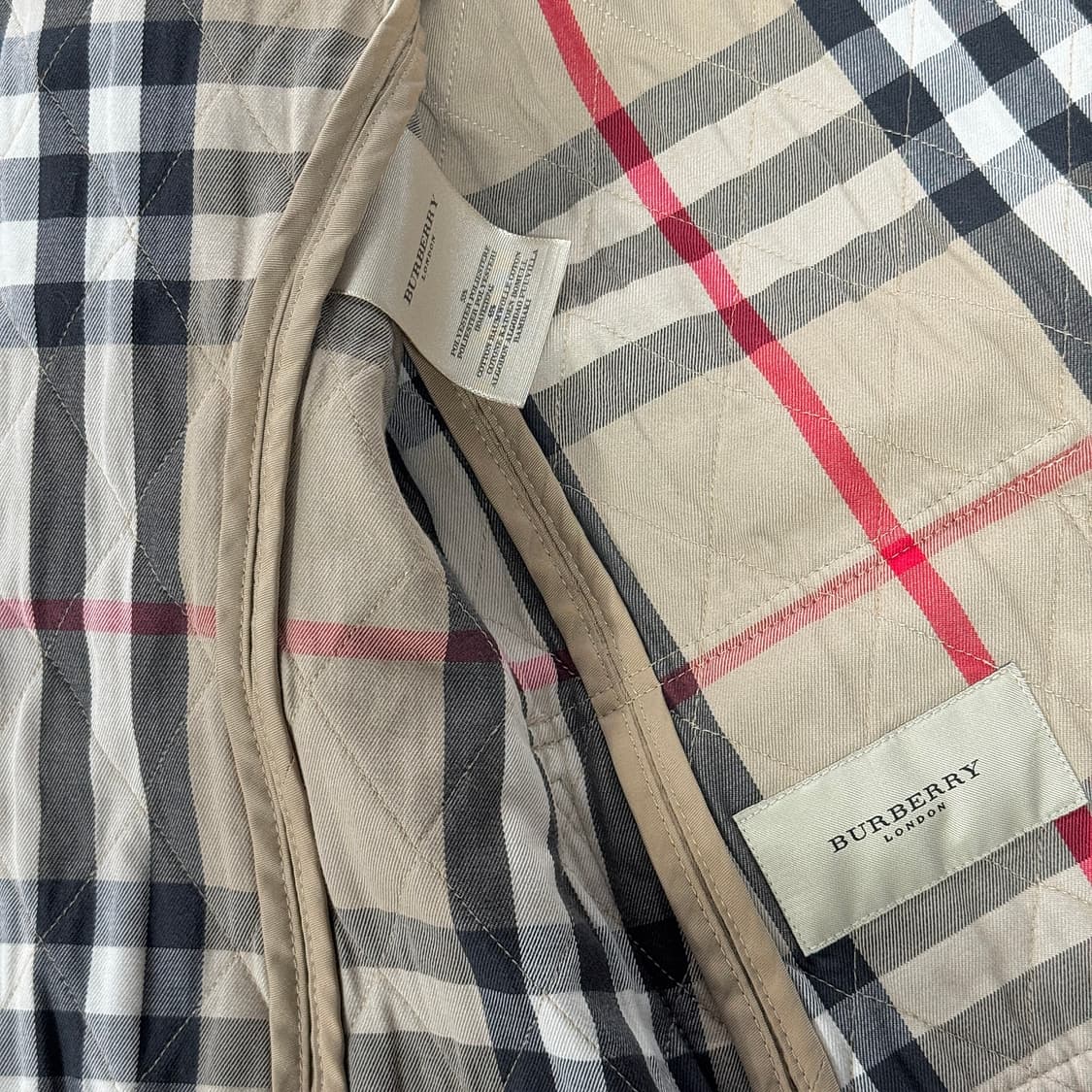 버버리 체크 파이핑 퀼팅 자켓 상품이미지5