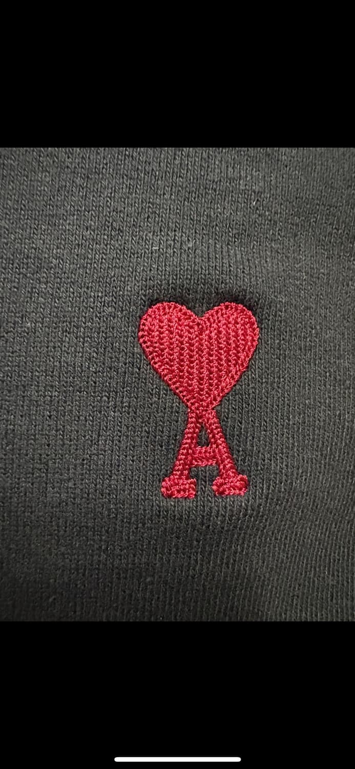 아미 AMI 하트 로고 블랙 후드집업 상품이미지2