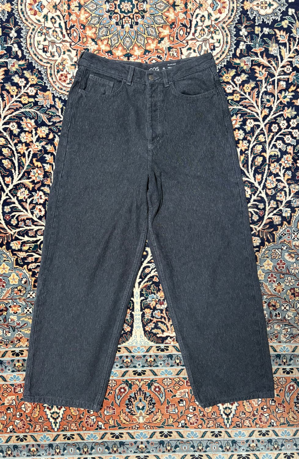 COS 챠콜 데님진 46 상품이미지1