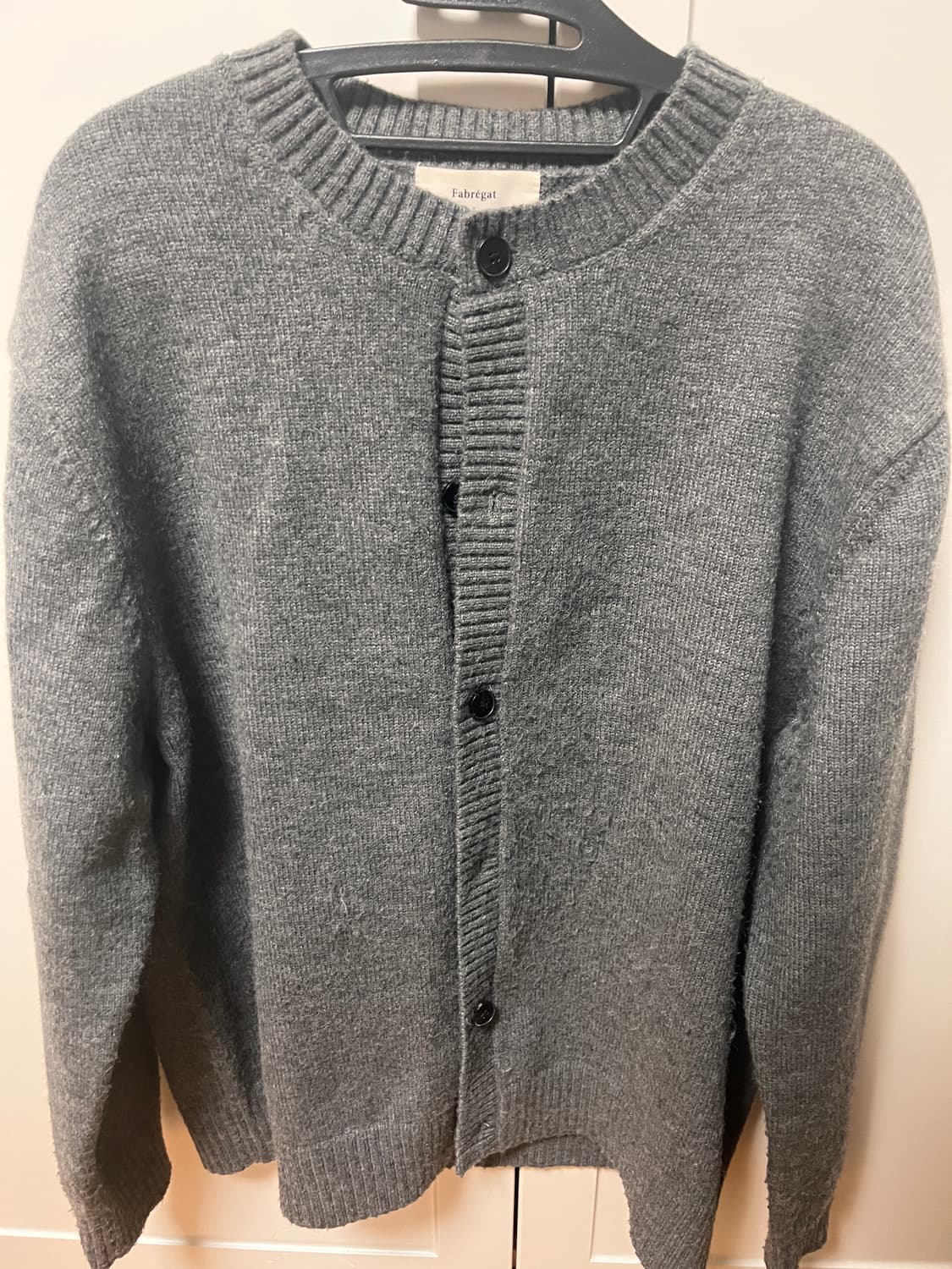 파브레가 마일드 울 라운드 가디건 차콜 3사이즈 상품이미지1
