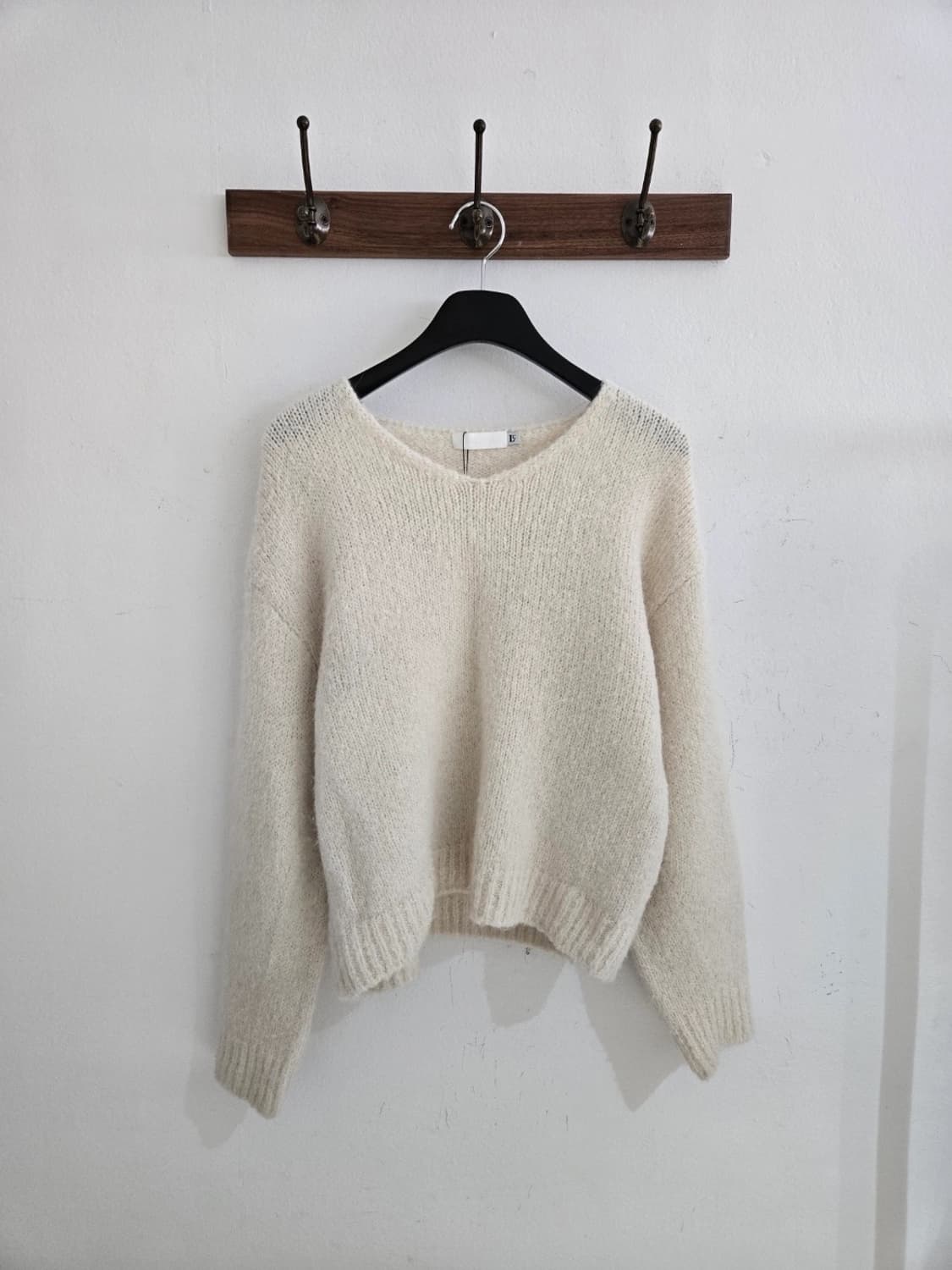 로우클래식 니트 상품이미지1