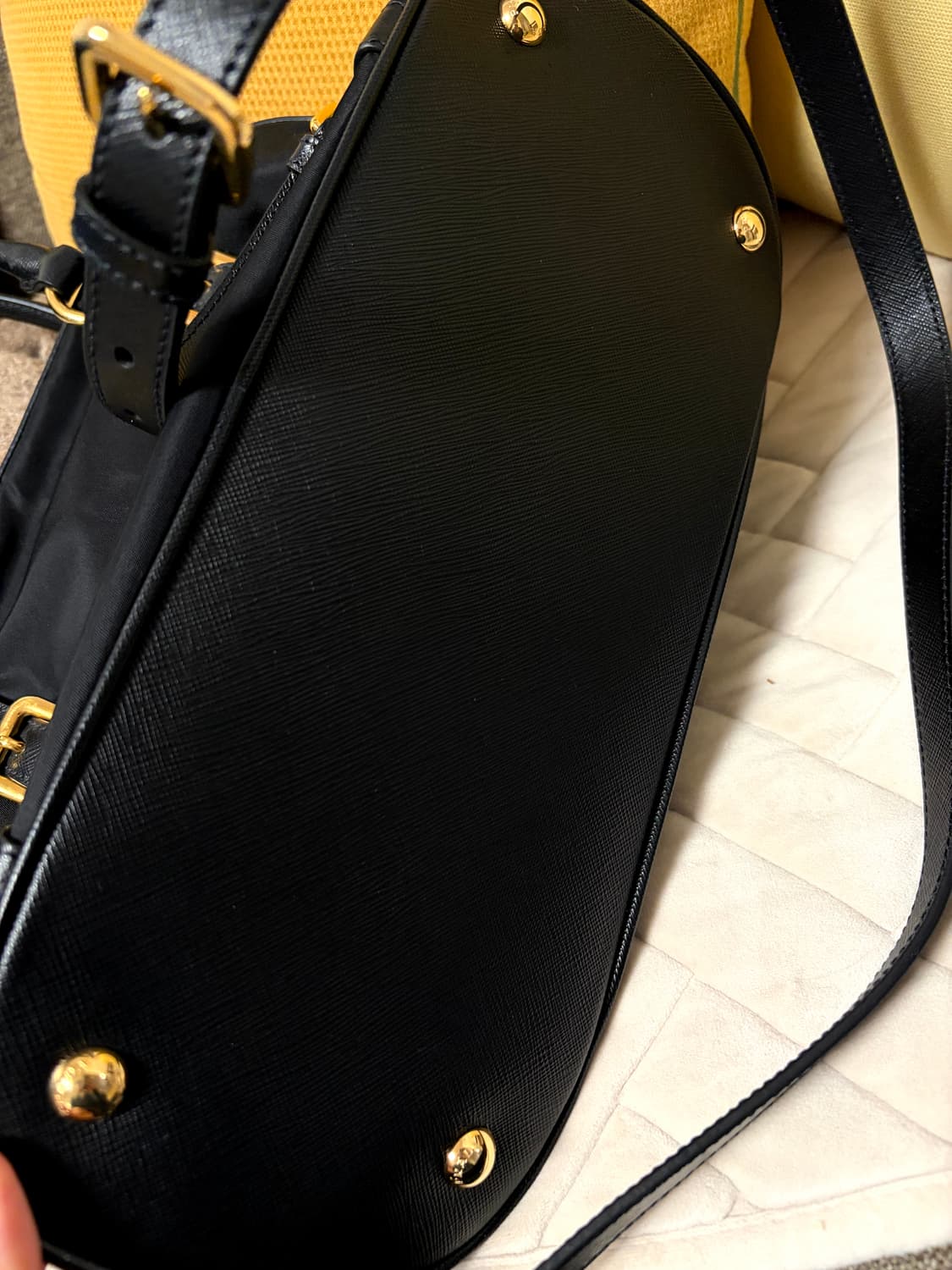 프라다 나일론 핸드 크로스백 상품이미지5