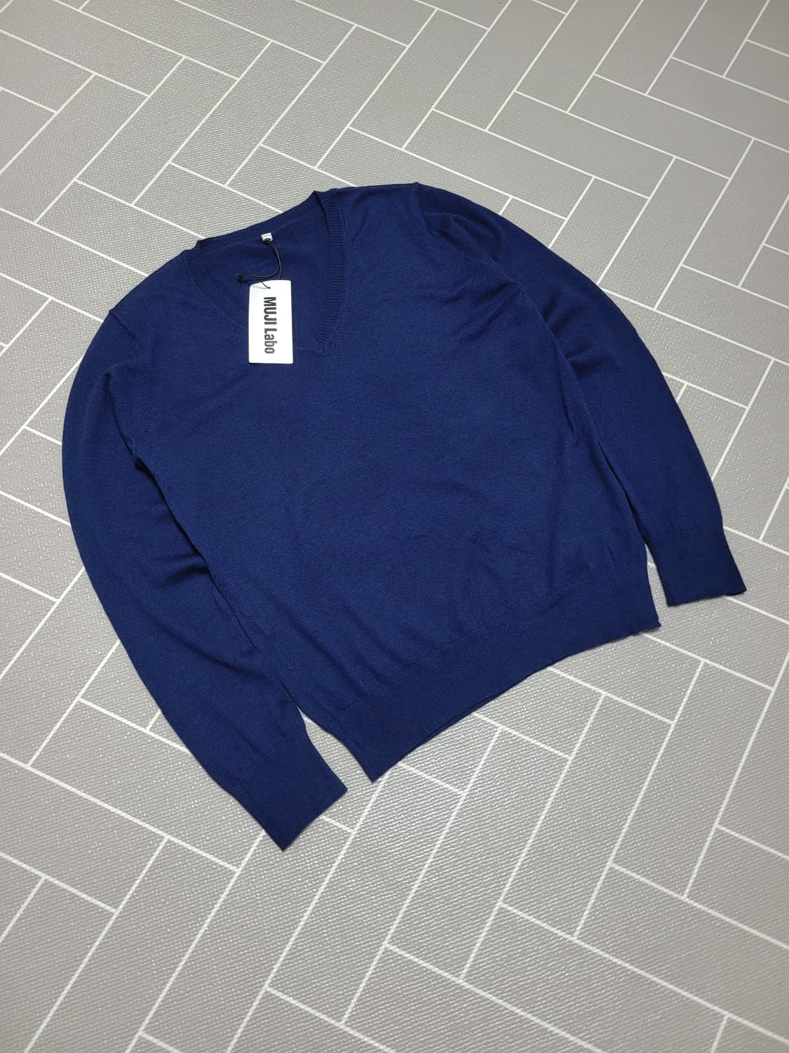 새상품) 무인양품 무지 라보 캐시미어 브이넥 니트 스웨터 L 상품이미지1