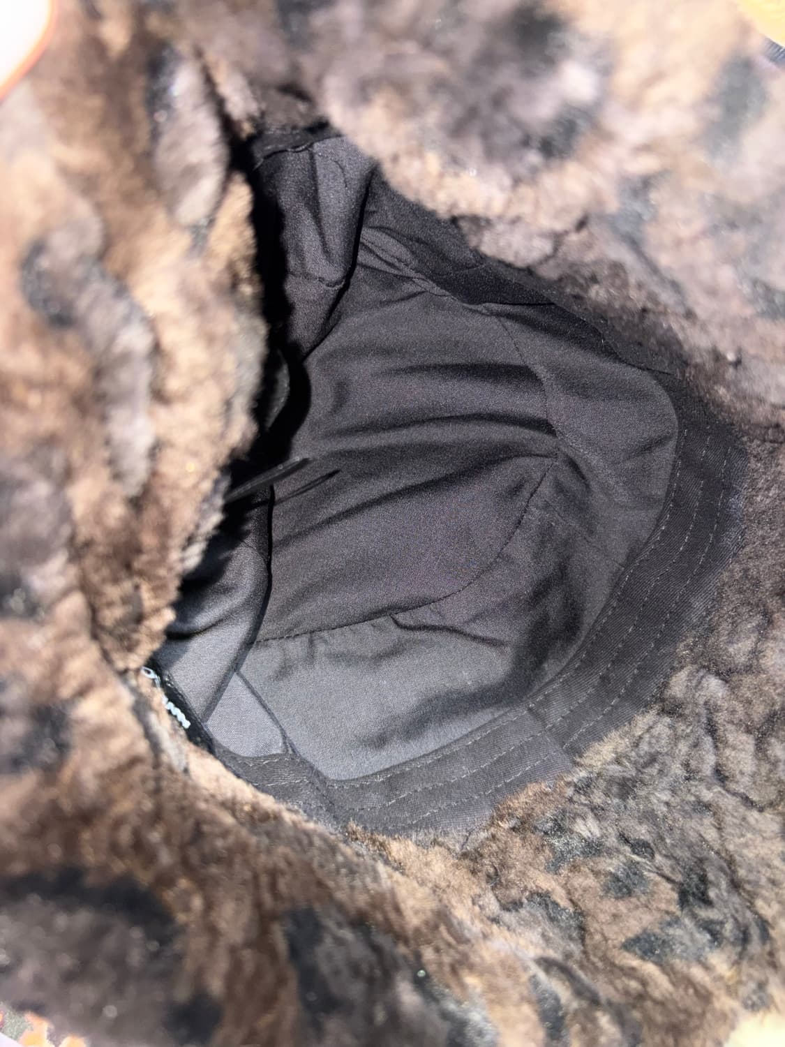 어썸니즈 퍼버킷햇 상품이미지3