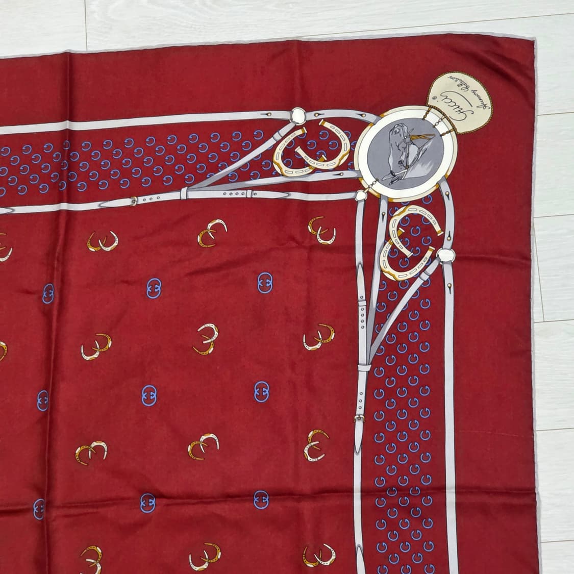 구찌  빈티지 실크 스카프 홀스빗 승마 디자인(버건디) 상품이미지3