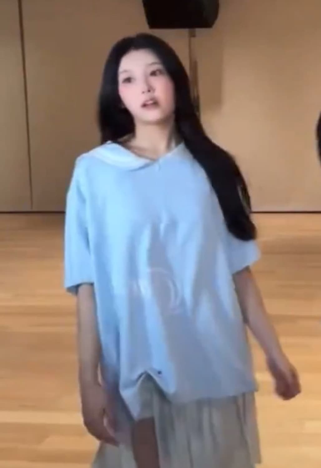 원희 착용 sailor collar mesh loose top 상품이미지4