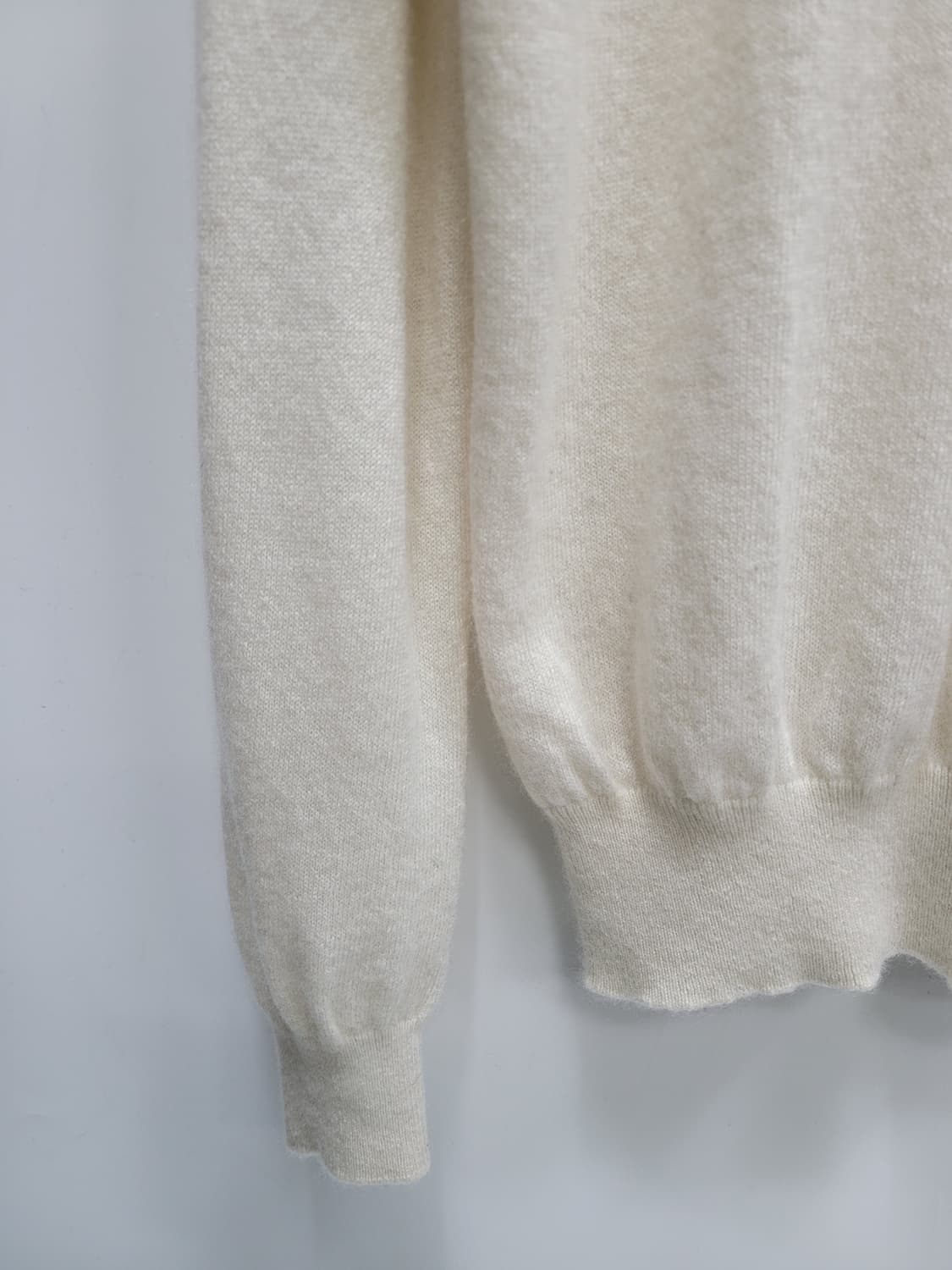 캐시미어 100% 무지 니트 / 여 M (FREE) 아이보리
 상품이미지3