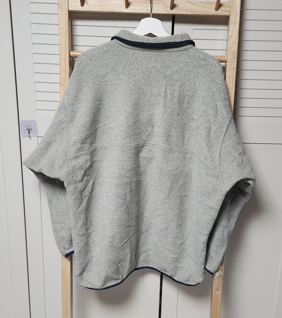 10s 파타고니아 신칠라 스냅-T 그레이/네이비 상품이미지5