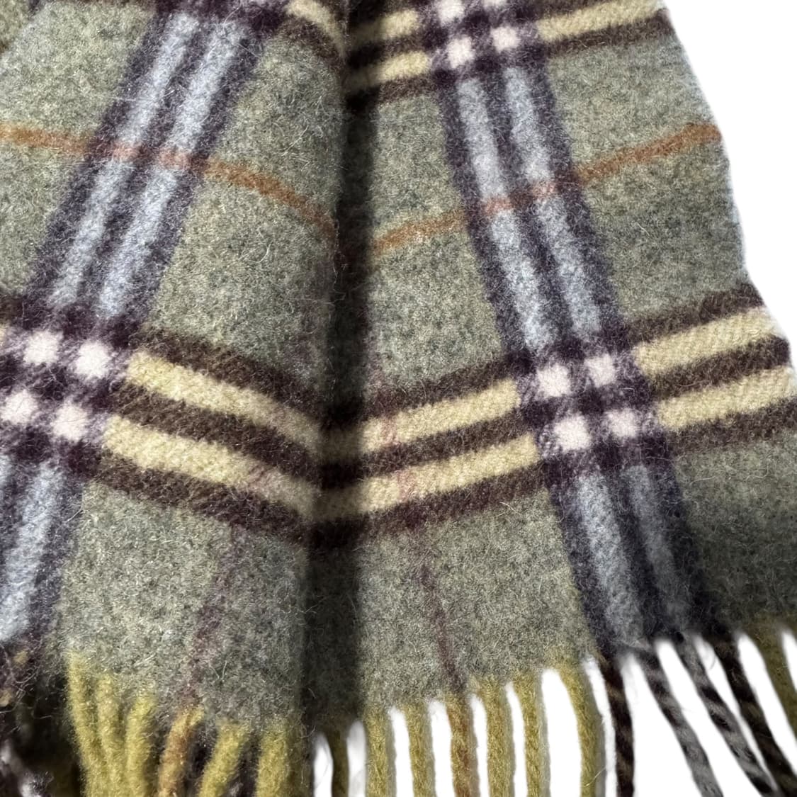 정품 버버리 노바체크 카키 머플러 상품이미지4