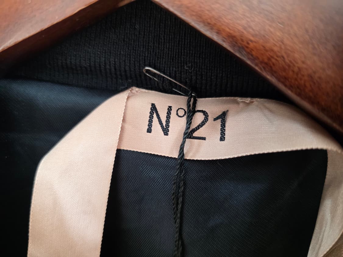 N21 정품 페이크 퍼 바시티  상품이미지9