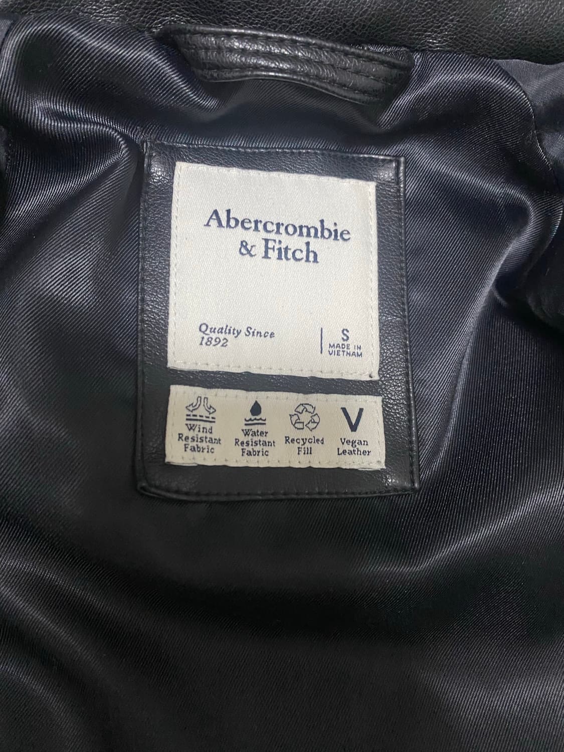 옷장장리중, 급처, 아베크롬비 가죽 패딩 상품이미지7