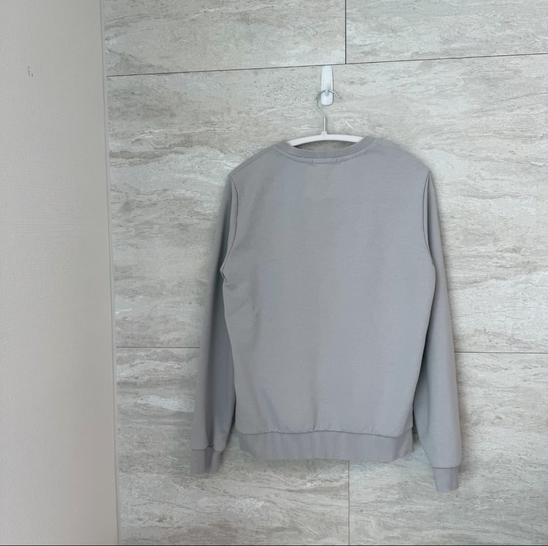 게스 맨투맨 상품이미지3