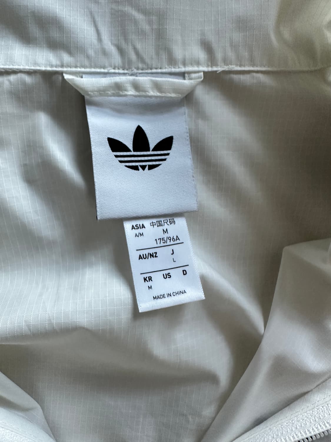 아디다스 바람막이 m 상품이미지4