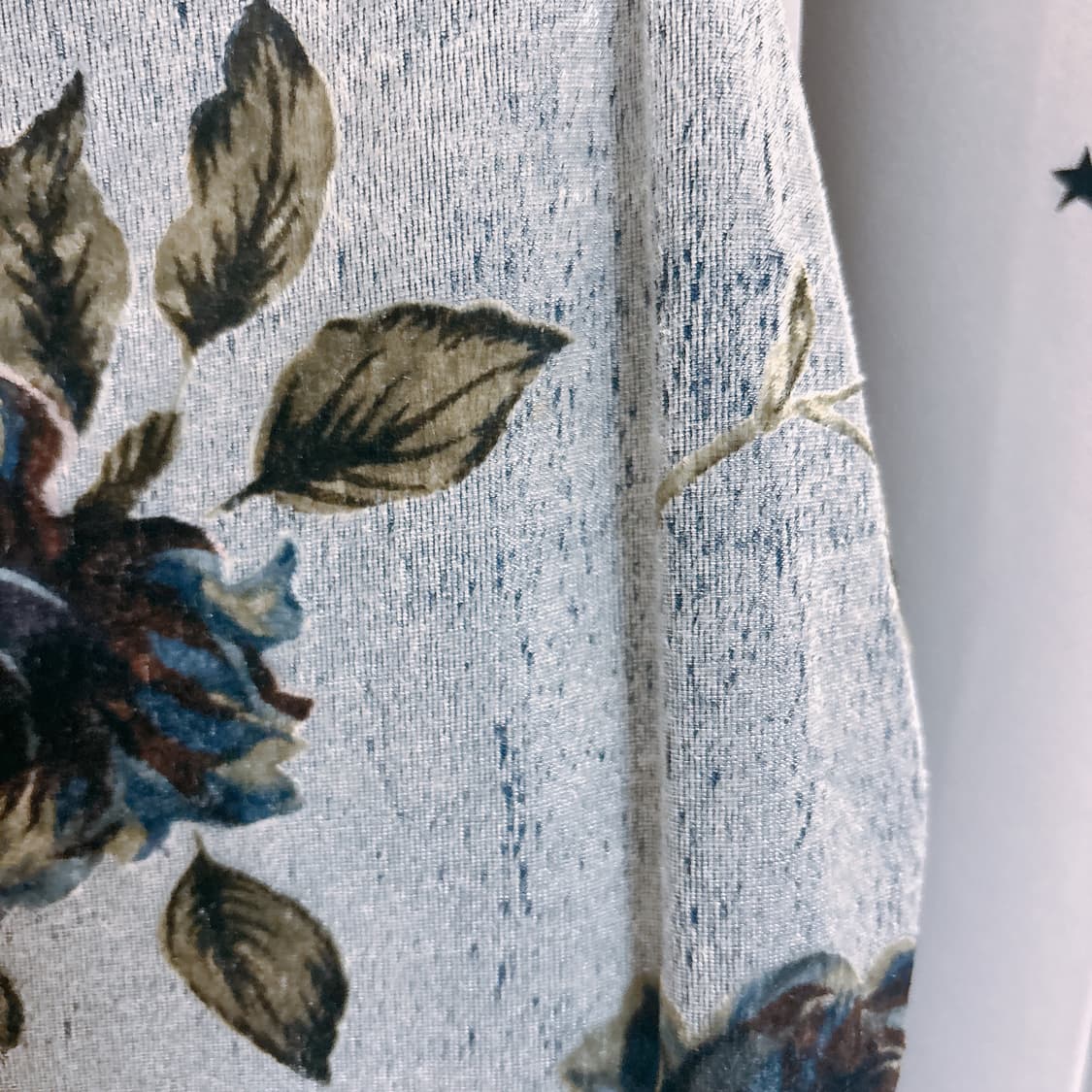 레스트로즈 벨벳 벨루아 슬리브리스 나시 / 블랙페어리 상품이미지3