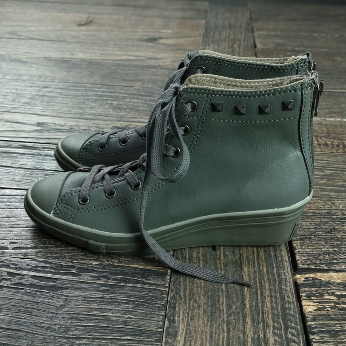 [컨버스] 레더 스터드 웨지힐 하이탑 스니커즈 카키 M19488 상품이미지4