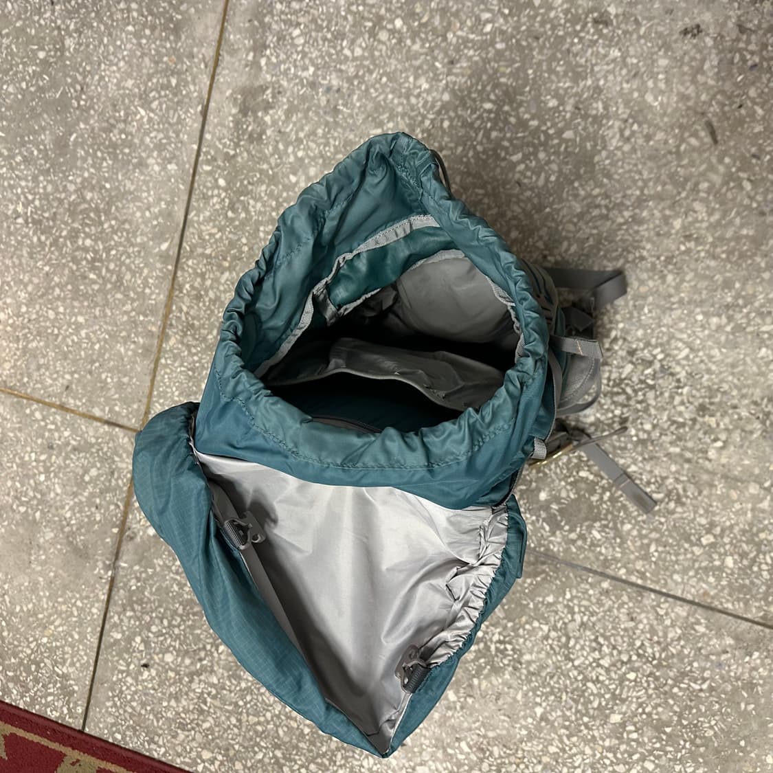 오스프리 시러스 26L 상품이미지6