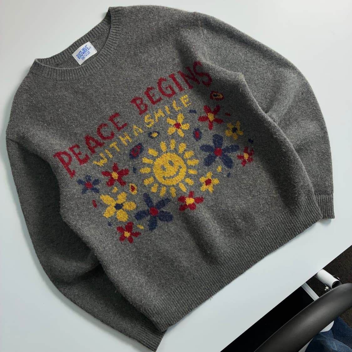 Bigwave  빅웨이브 피스 비긴스 스마일 울 라운드 니트 상품이미지2