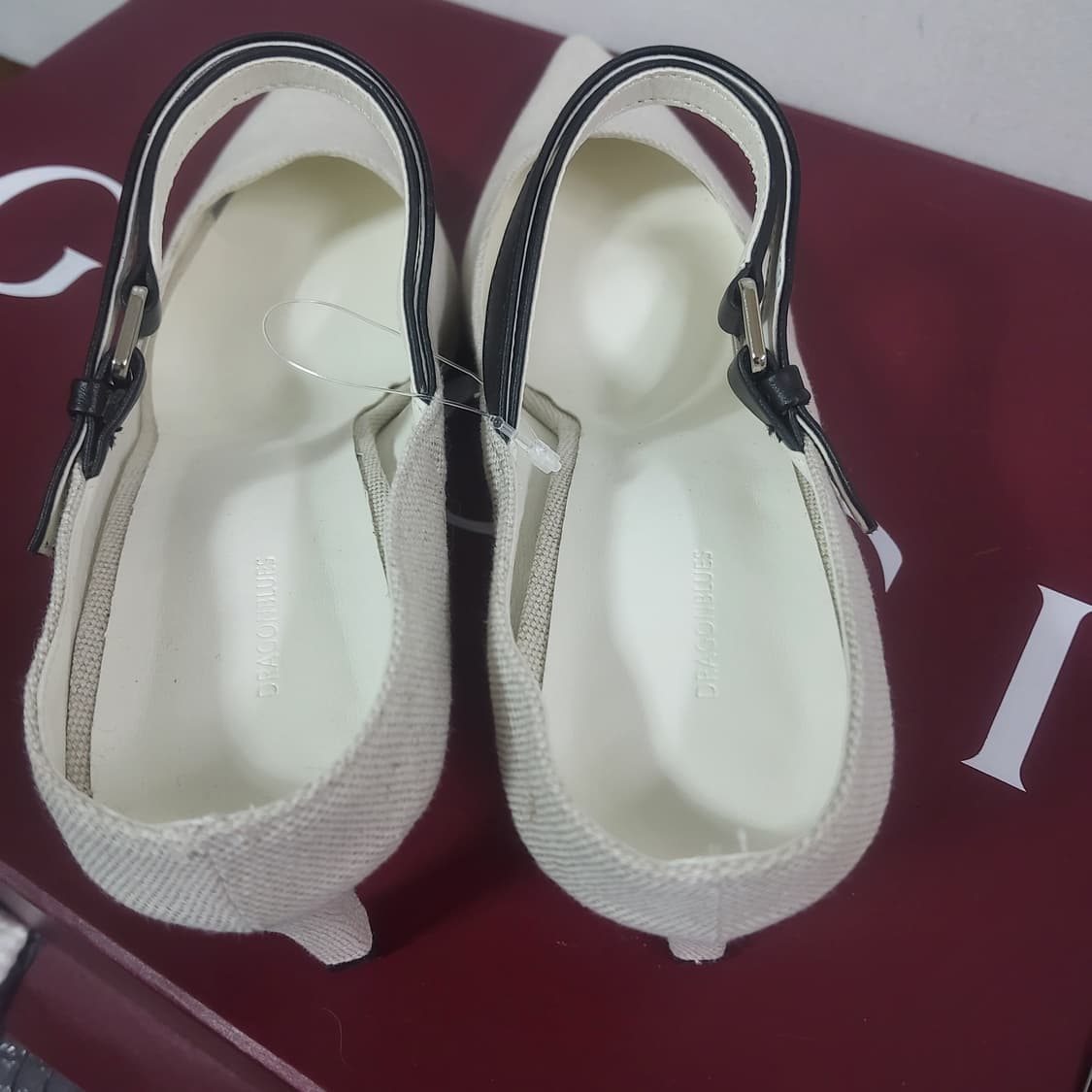 새상품 드래곤블루스 슬링백 스트랩 뮬 키튼힐 38 250 상품이미지5