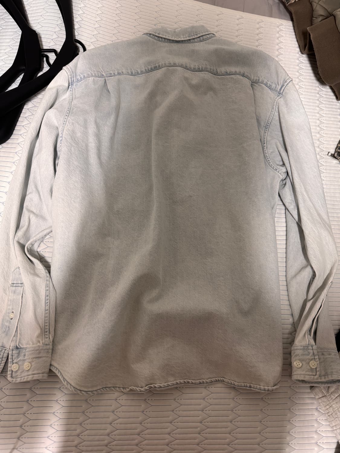 슈프림 스몰로고 데님셔츠 연청 m 24fw 상품이미지6