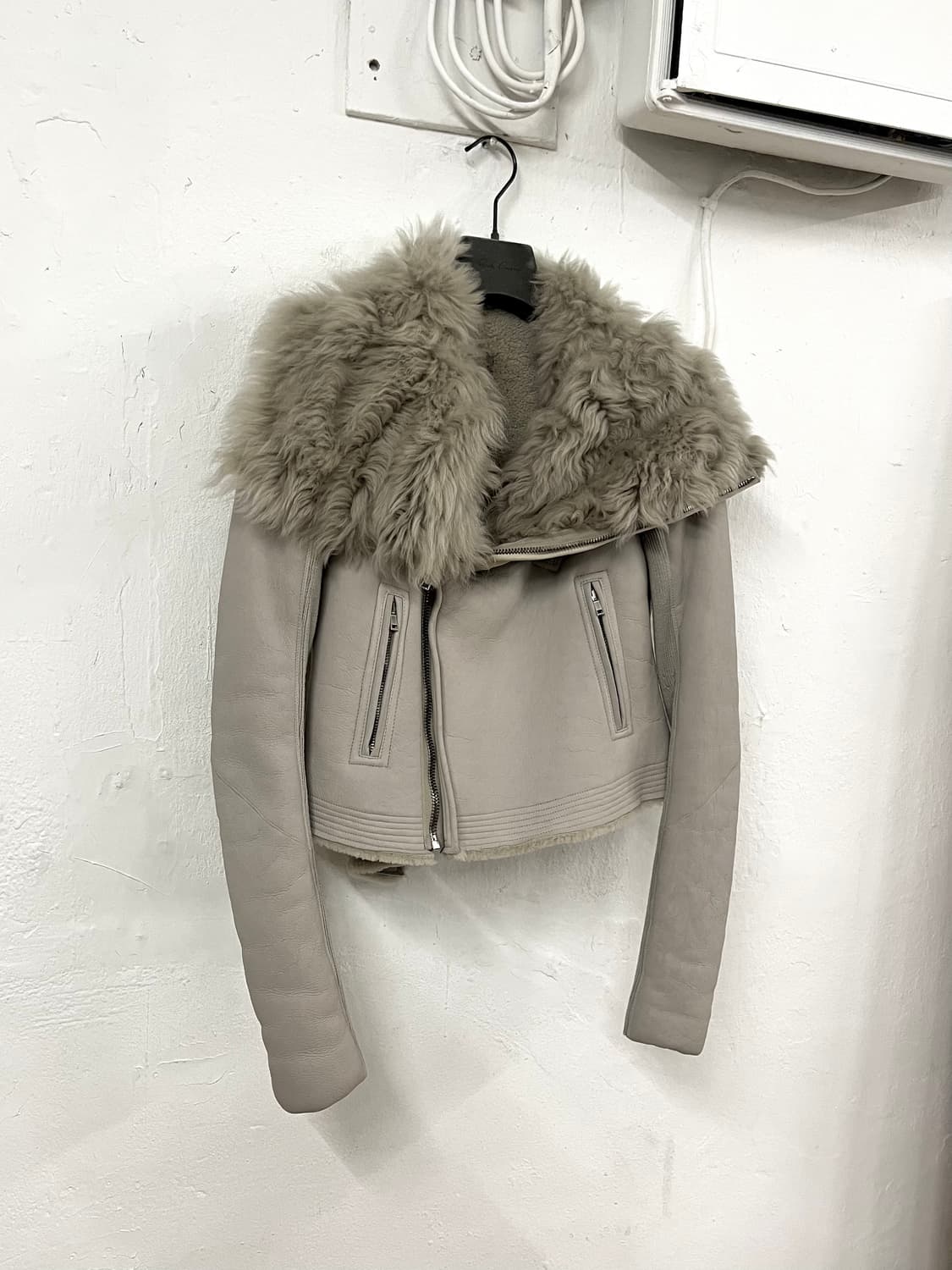 릭오웬스 2016FW 램스킨 퍼 시어링 하이넥 무스탕 바이커 자켓 상품이미지3