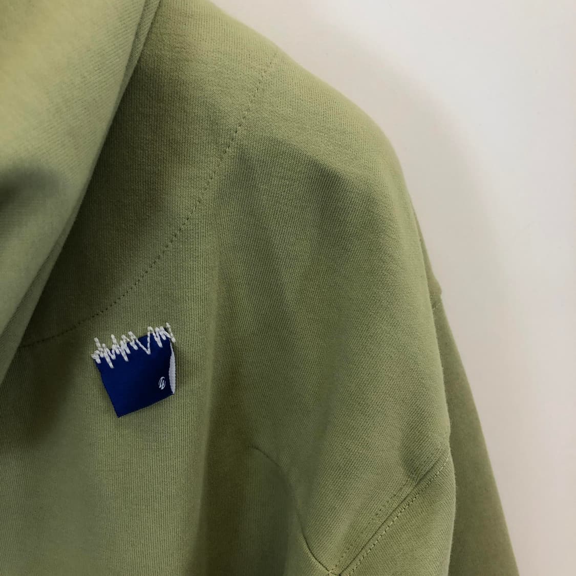 자라 x 아더에러 자수 스웨트후드 L-XL 상품이미지5