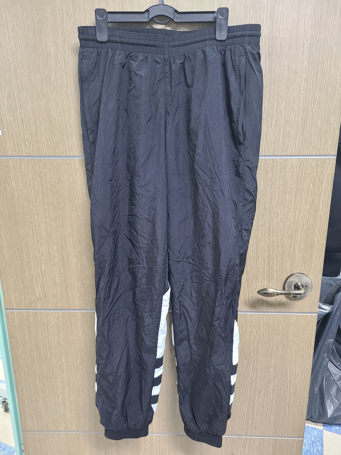 아디다스 빅로고 트레이닝 바지 xl 상품이미지1