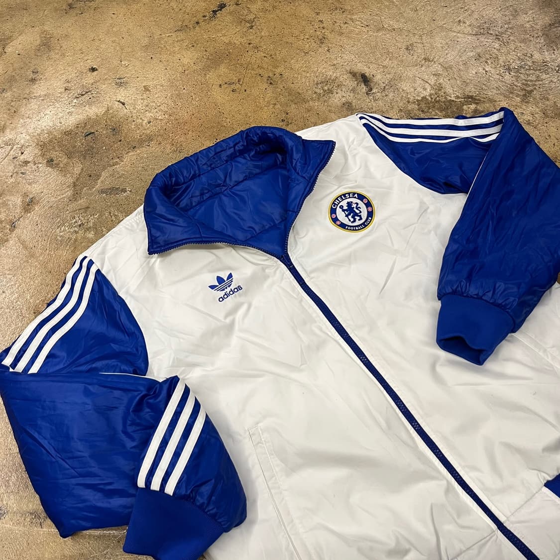 아디다스 첼시 흰파 양면 리버시블 숏패딩 110 상품이미지1