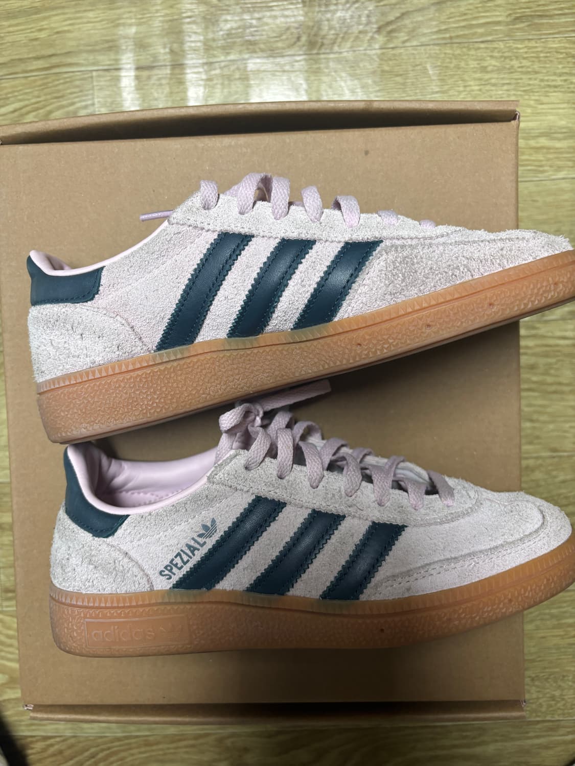 아디다스 핸드볼 스페지알 핑크 상품이미지1