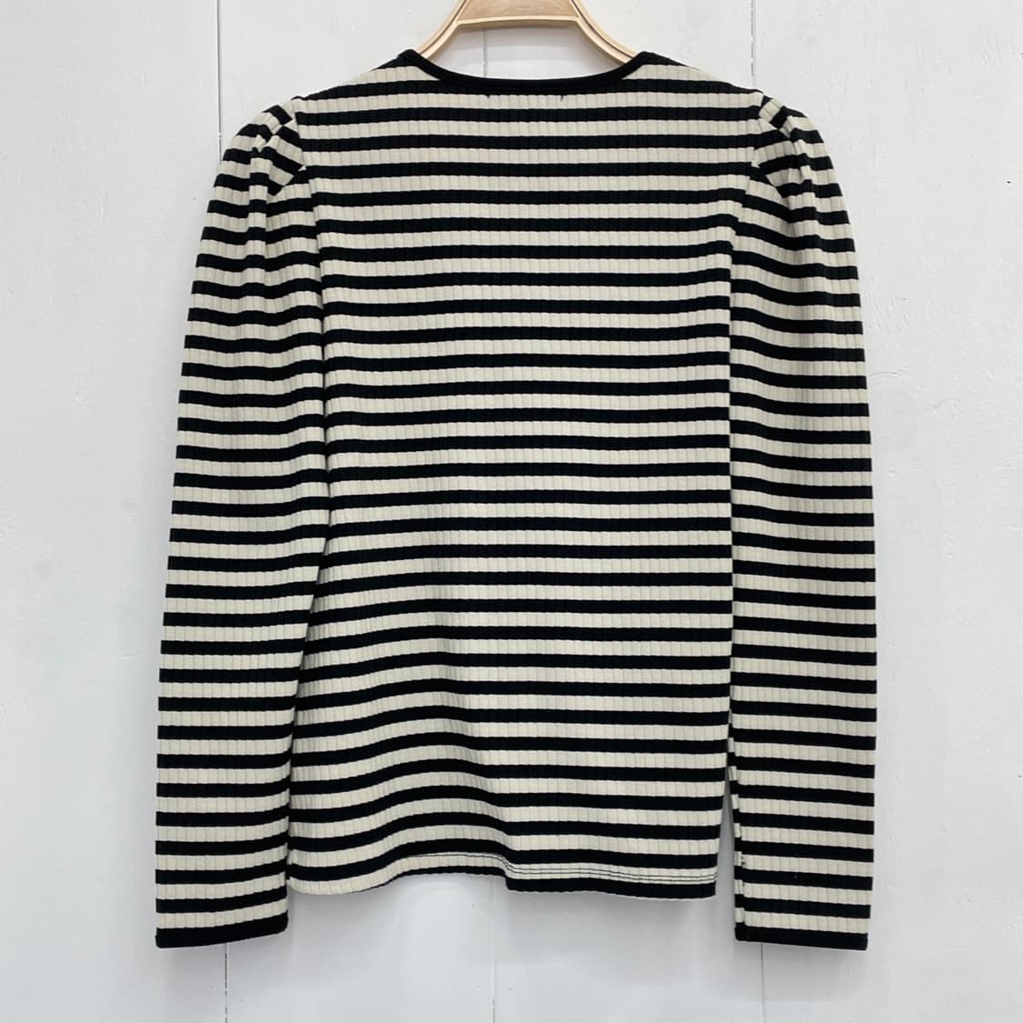 비뮤즈맨션 스퀘어넥 스트라이프 퍼프 티셔츠 상품이미지3