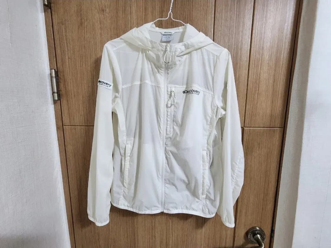 (90)여성 디스커버리 경량 바람막이 점퍼 상품이미지1