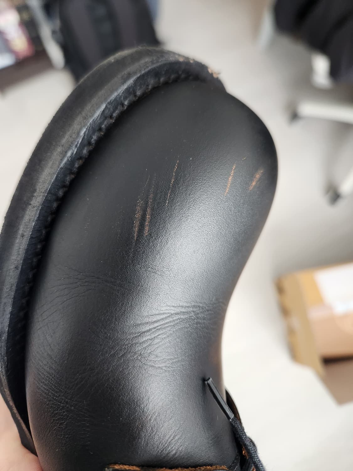 로맨틱무브 더 아미 더비 컷오프블랙 상품이미지5