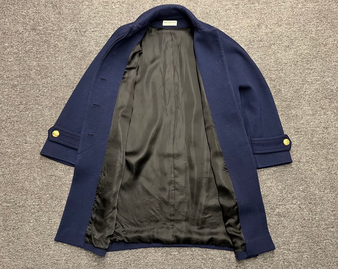 [55~66] 발렌시아가 금단추 가오리핏 코트 34  상품이미지5