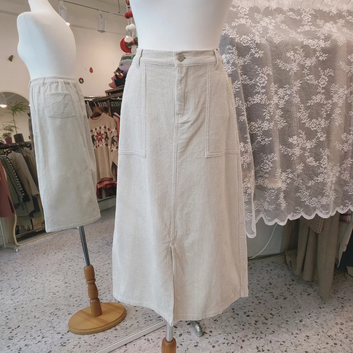 GRL 크림 코듀로이 미디스커트 상품이미지7