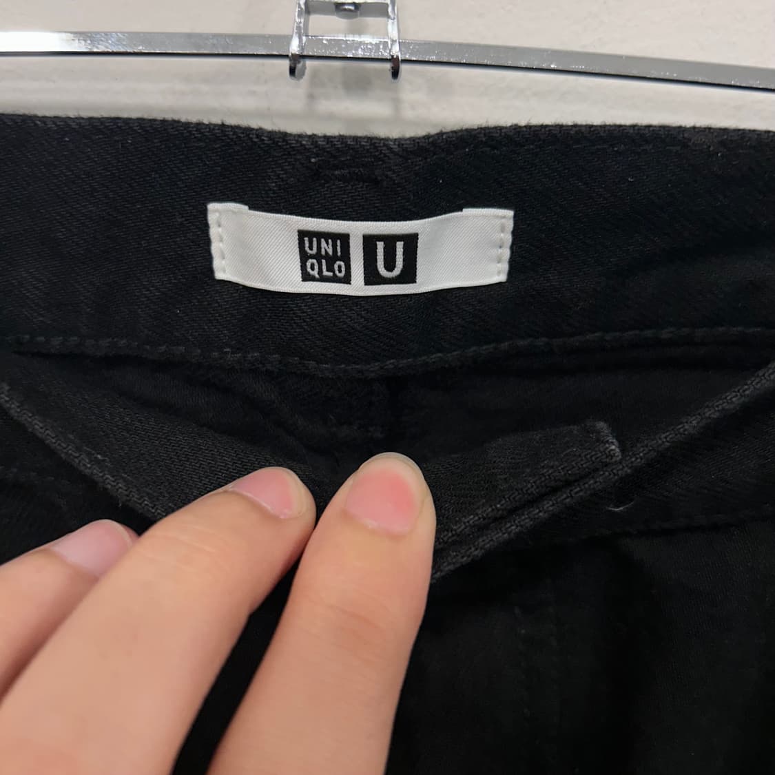 유니클로 레귤러핏 무지 블랙 코튼 데님팬츠 상품이미지3