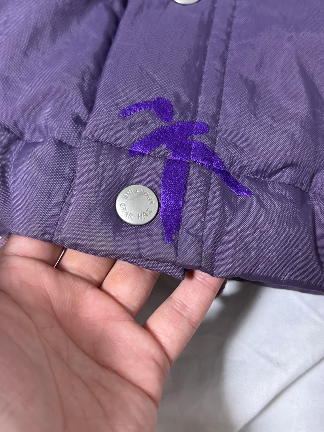 이세이미야케 하이 스포르팅 기어 자수 로고 페더 다운 자켓 상품이미지4