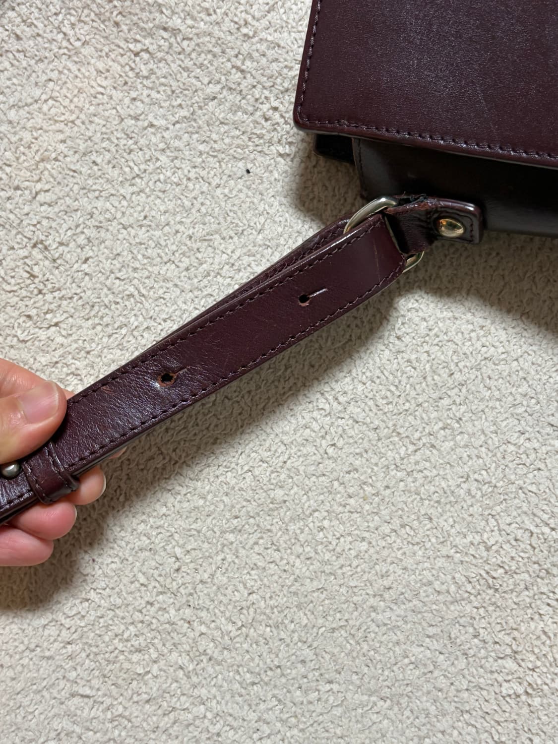 A.P.C 가죽 크로스백 버건디 (사용감 많음) 상품이미지5