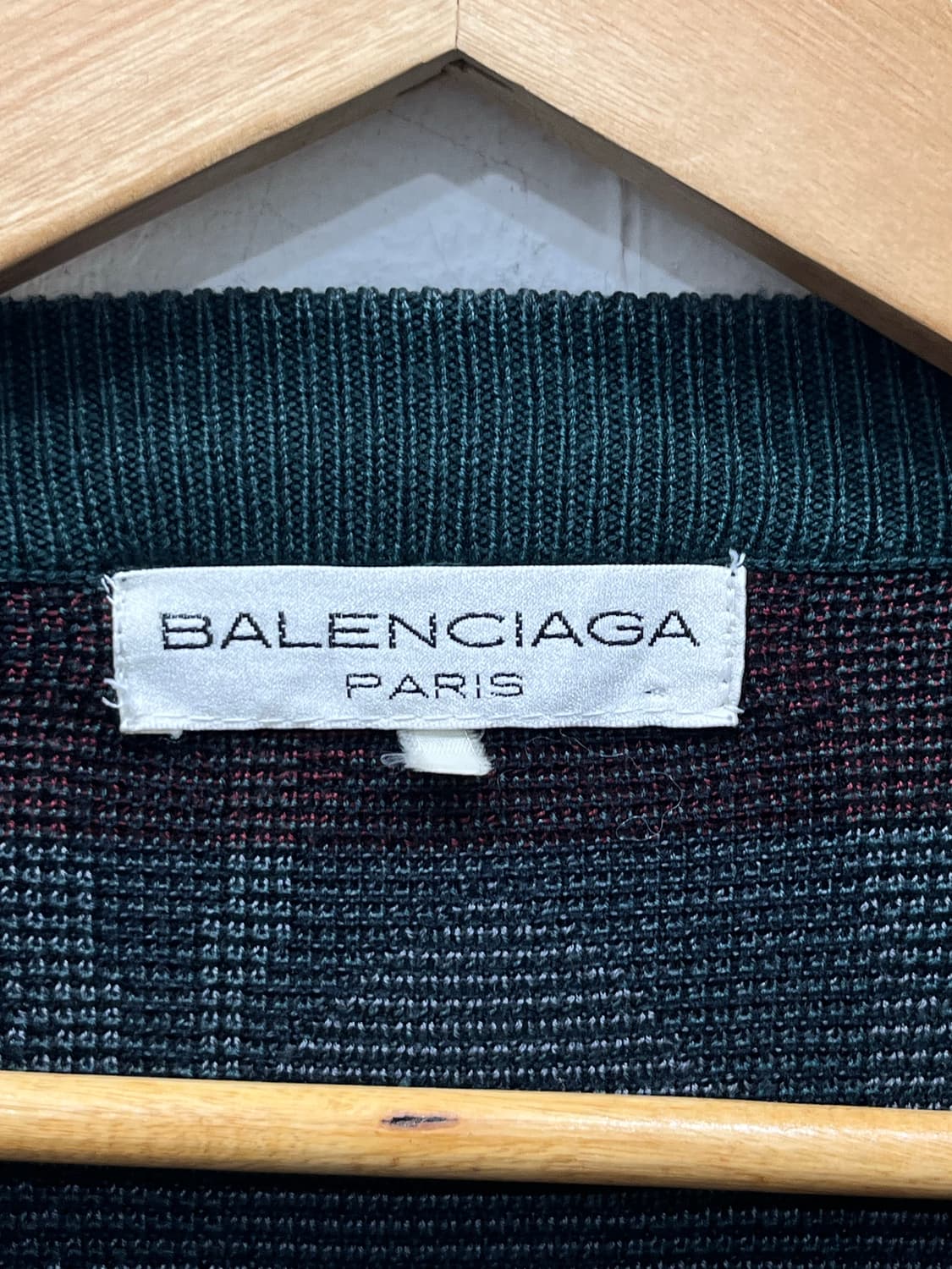 Vintage 발렌시아가 90s 패턴 브이넥 니트 95-100 상품이미지6