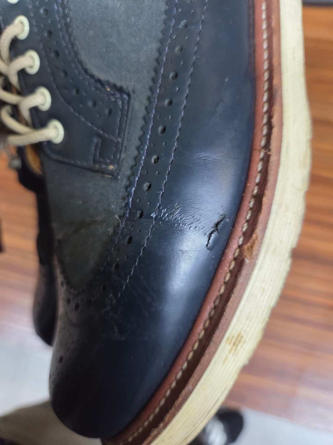 닥터마틴 빈티지 윙팁 로퍼 42 270  상품이미지8