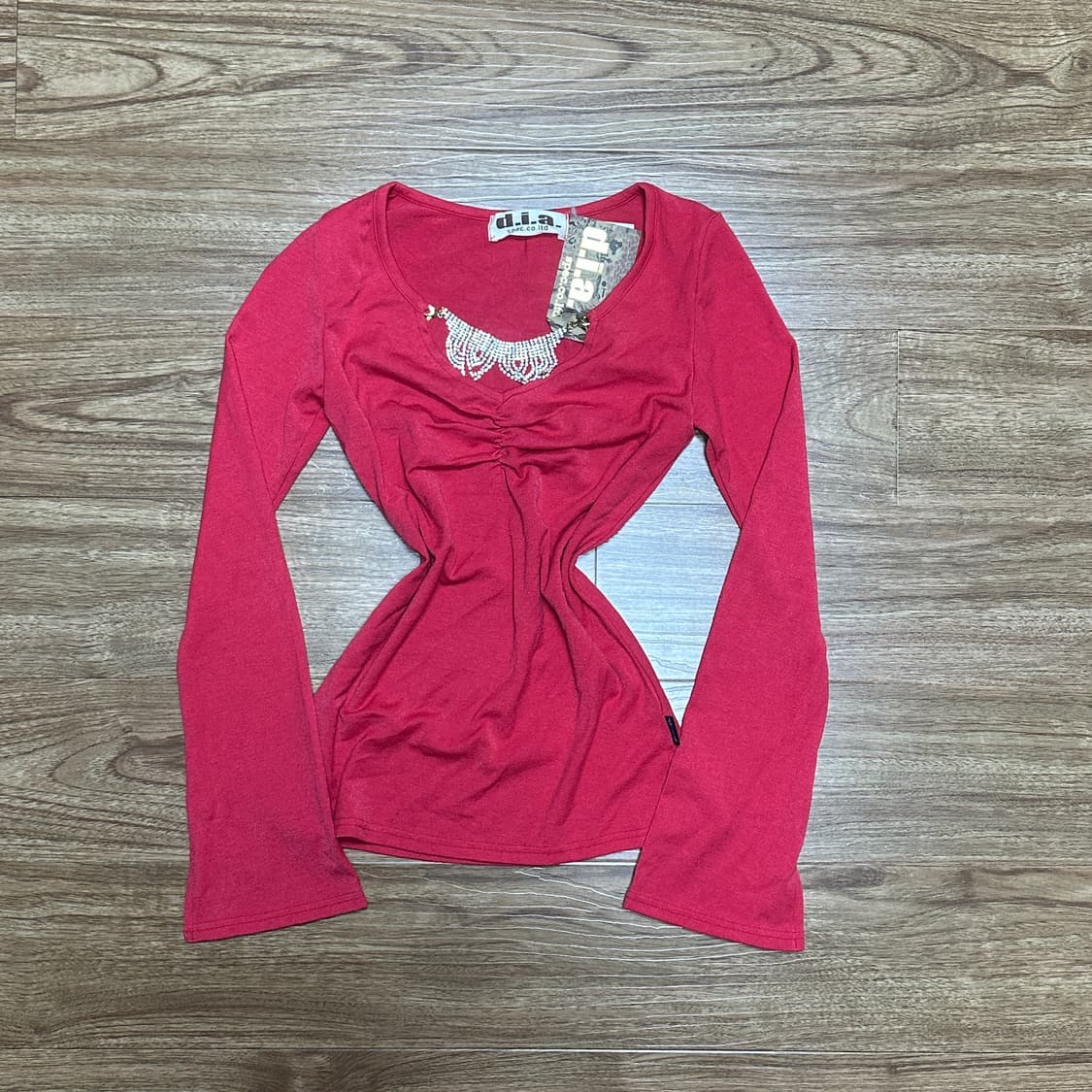 d.i.a 핑크 큐빅 셔링 긴팔티 빈티지 보석 오네갸루 로걀 라떼 긱시크 상품이미지1