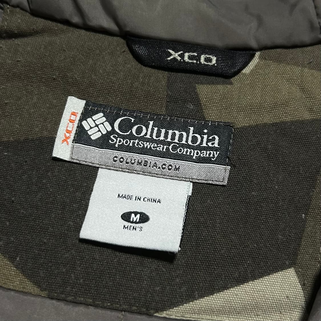 [L] Columbia 컬럼비아 카모 패턴 누빔 후드집업 점퍼 상품이미지6