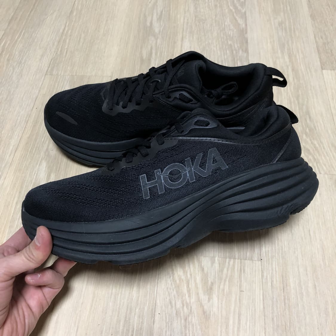 (275) 호카 오네오네 HOKA 본디8 트리플 블랙 러닝화 와이드 상품이미지1