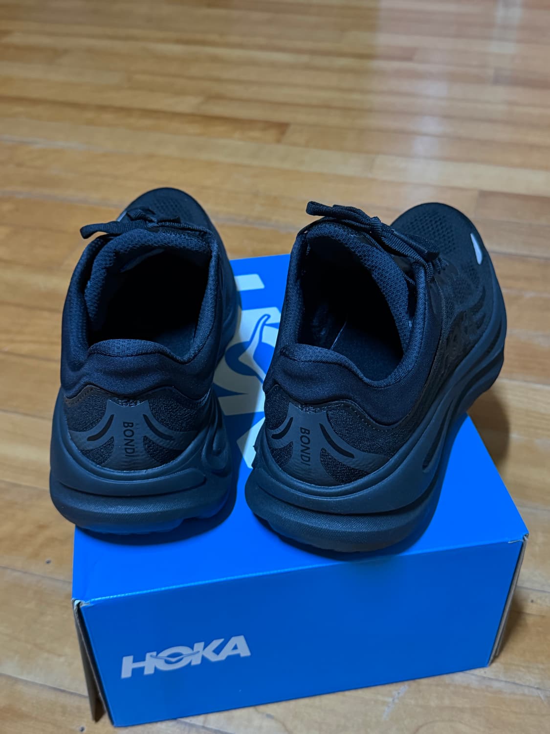 호카 본디9 265(레귤러) 2시간 착용한 완전 새상품 상품이미지3