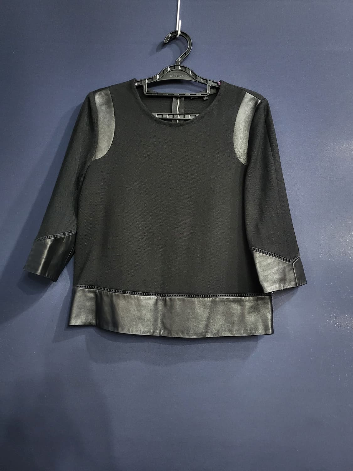 마쥬 양가죽 모 집업티 상품이미지1