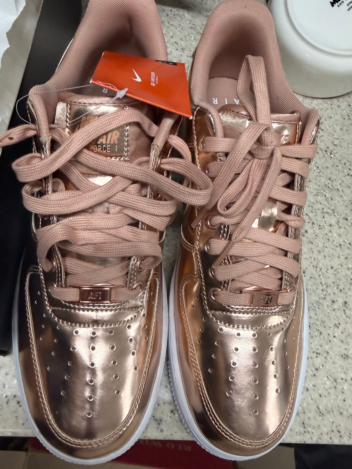 나이키 포스1 브론즈&골드로즈 285판매 상품이미지8