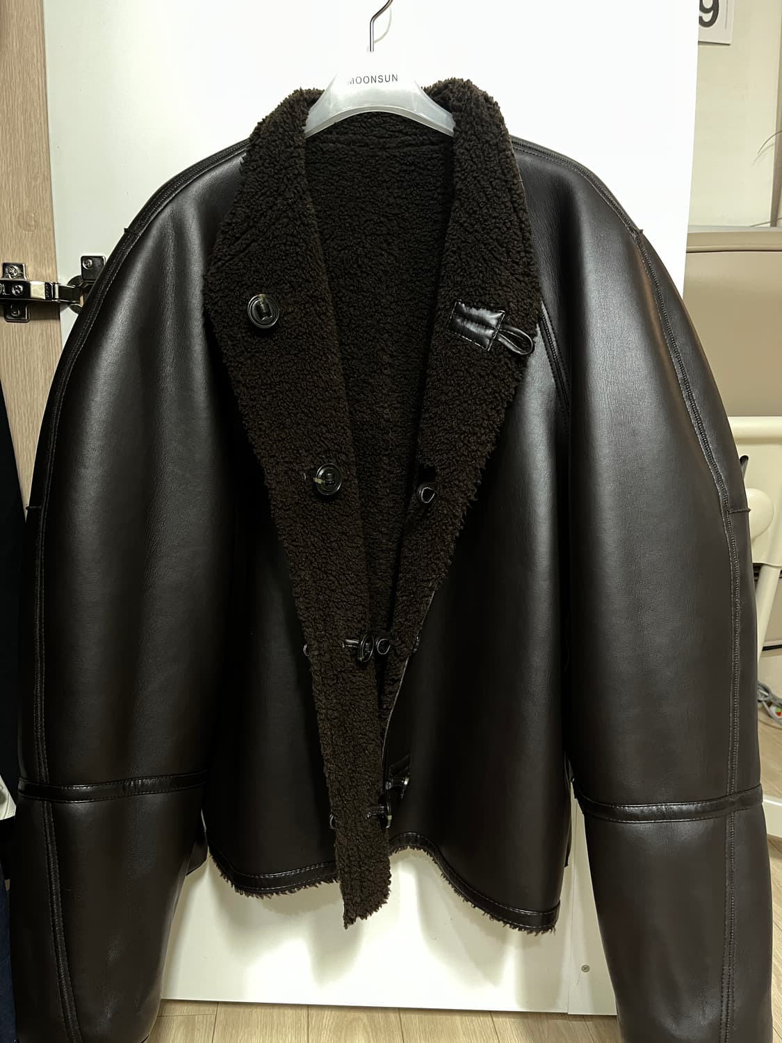 로우클래식 23Fw 리버시블 코트 브라운 상품이미지4