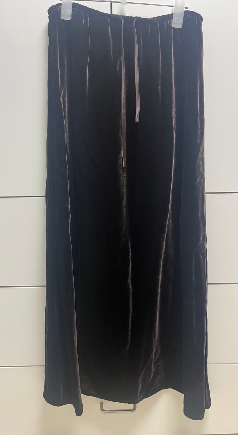 Amomento 아모멘토 벨벳 롱스커트 상품이미지6