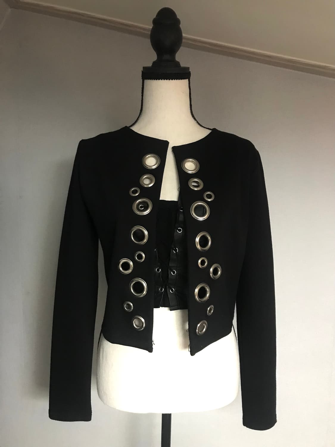 Multi-Grommet Crop Jacket 상품이미지1