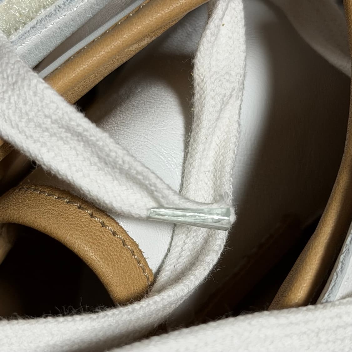 (새상품) 크리스 반 아쉐 09fw 스트랩 스니커즈 42 상품이미지5