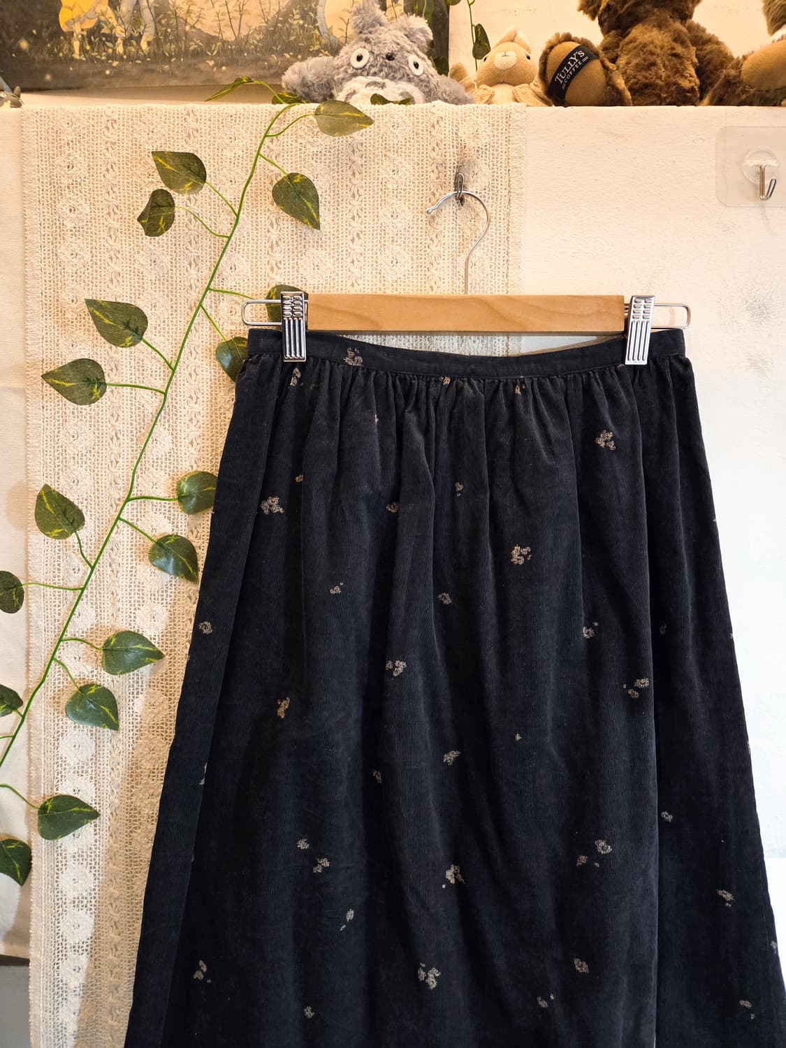 studio clip 잔꽃 코듀로이 롱스커트 상품이미지2