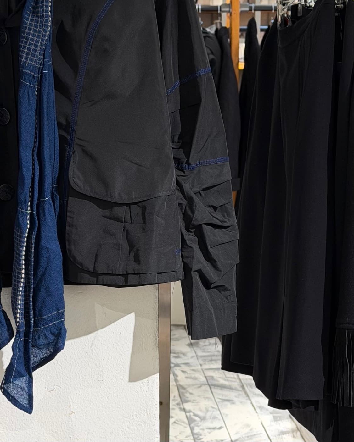 빈티지 블랙 게더링 슬리브 블루 스카프 자켓 상품이미지6